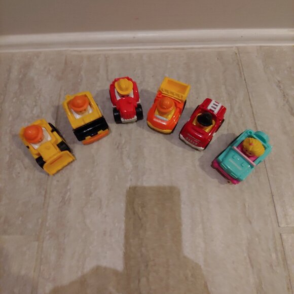 Fisher-Price Little People Wheelies Car Set 6 Pieces 2000s - Picture 2 of 9